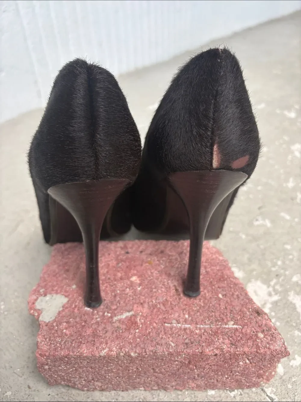 Kenneth Cole vintage pointy toe pony hair heels